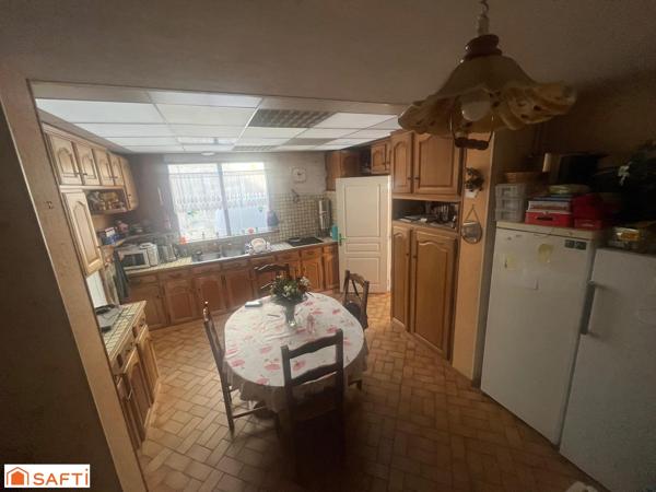 RARE Maison de ville 3 chambres avec dépendances, garage et jardin