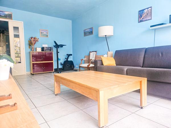 T3 de 78 m² dernier étage, balcon et cave dans le 8e à Marseille