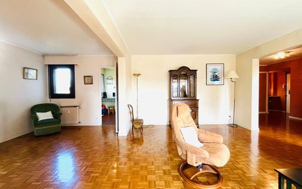 Appartement à vendre    5 pièces • 113,65 m2 Écully