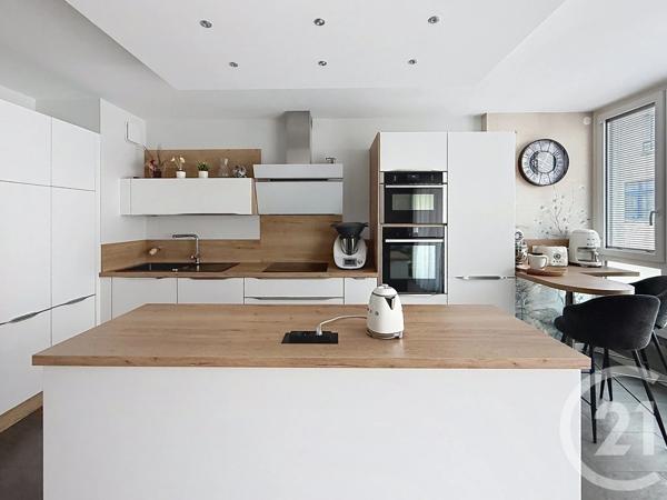 Appartement F3 à vendre  3 pièces - 77,12 m 2   COMPIEGNE  - 60