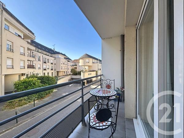 Appartement F3 à vendre  3 pièces - 77,12 m 2   COMPIEGNE  - 60