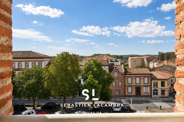 ALBI – CŒUR HISTORIQUE | 3 PIÈCES – 2 CHAMBRES – VUE DÉGAGÉE SUR LE VIEIL ALBI