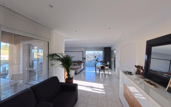 Maison à vendre    4 pièces •  Charvieu-Chavagneux