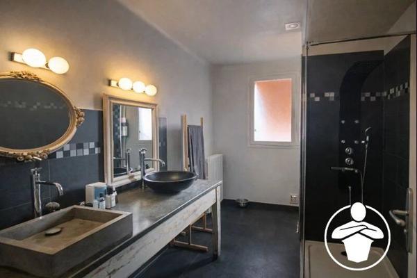 Vente Maison 5 pièces 186 m2 à Villeneuve-sur-Lot