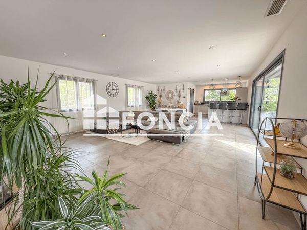 À vendre Maison 4 pièces 140 m² - Saint-hippolyte-du-fort 30170