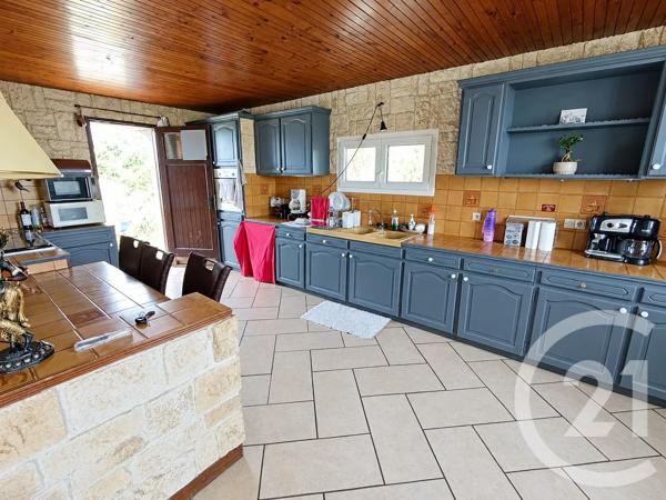 Maison à vendre  6 pièces - 129 m 2   MARANS  - 17