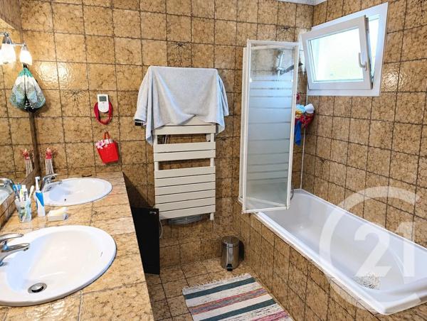 Maison à vendre  6 pièces - 129 m 2   MARANS  - 17