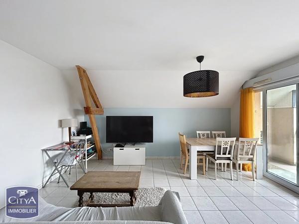Appartement à vendre 3 pièces 59.46m² Montreuil-Juigné (49460)