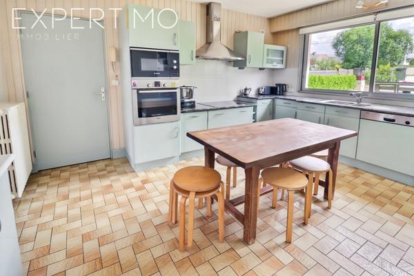 Le Relecq-Kerhuon (29480) Maison familiale rénovée avec vue dégagée et aperçu mer – 188 m² utiles – Le Relecq-Kerhuon