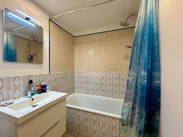 Appartement meublé 2 pièce(s) 30.09 m2 - PROCHE BOULEVARD DE SCARPONE NANCY