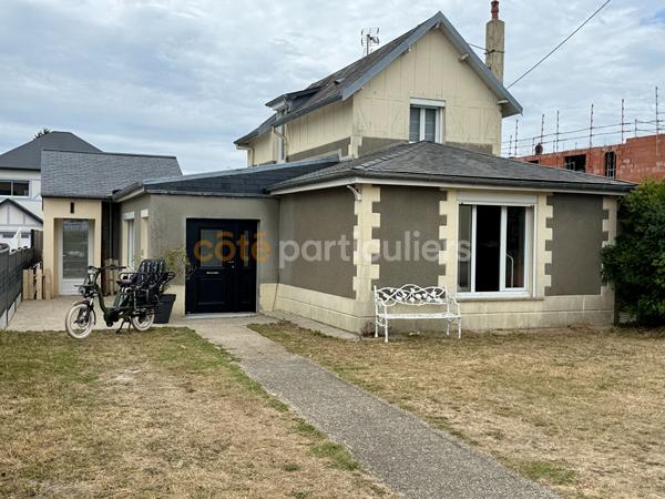 Vente
                Maison147,89 m² - 6 Pièces -
                    Granville (50400)