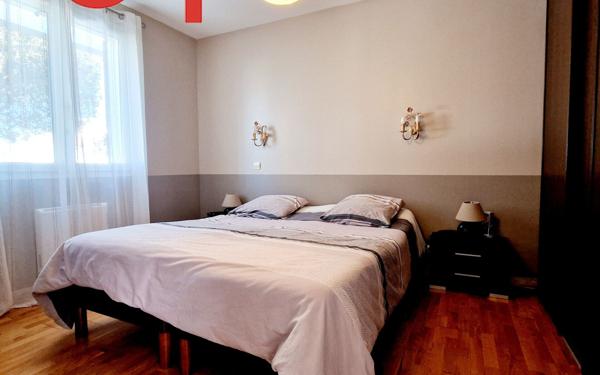 Maison à vendre    5 pièces •  Port-des-Barques