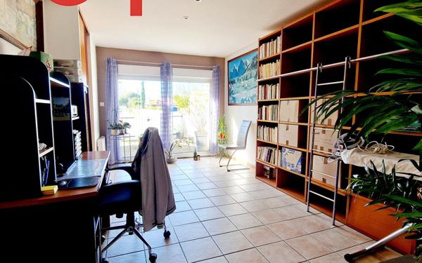 Maison à vendre    5 pièces •  Port-des-Barques