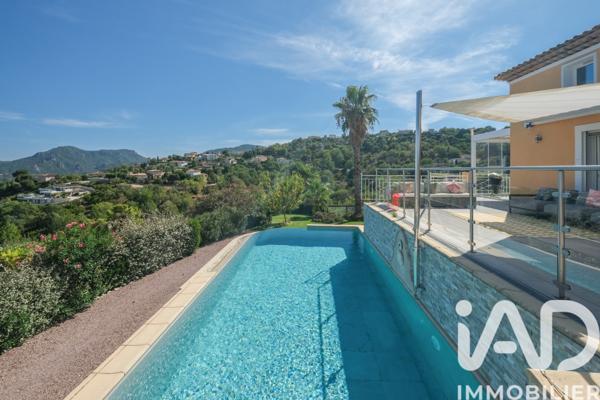 Maison à vendre 6 pièces 225 m² Les Adrets-de-l'Estérel