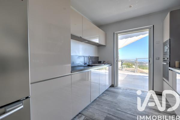 Maison à vendre 6 pièces 225 m² Les Adrets-de-l'Estérel