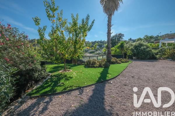 Maison à vendre 6 pièces 225 m² Les Adrets-de-l'Estérel