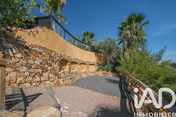 Maison à vendre 6 pièces 225 m² Les Adrets-de-l'Estérel