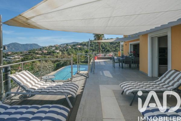 Maison à vendre 6 pièces 225 m² Les Adrets-de-l'Estérel