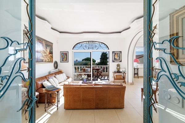 Vente Villa de luxe Nice 8 Pièces 222 m²
