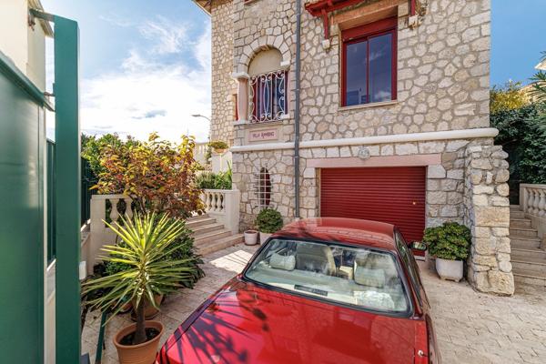 Vente Villa de luxe Nice 8 Pièces 222 m²