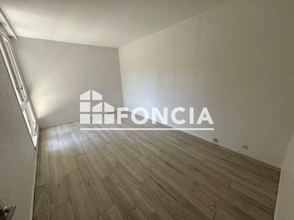 Location Appartement 3 pièces 80.93 m² - 24 RUE DES RESEDAS Pessac 33600