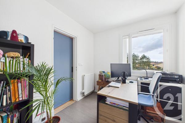 Appartement T5 à vendre  5 pièces - 95,66 m2 EYSINES - 33