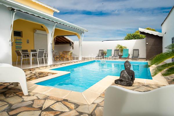 Vente
                Maison106 m² - 4 Pièces -
                    SAINT FRANCOIS (97118)