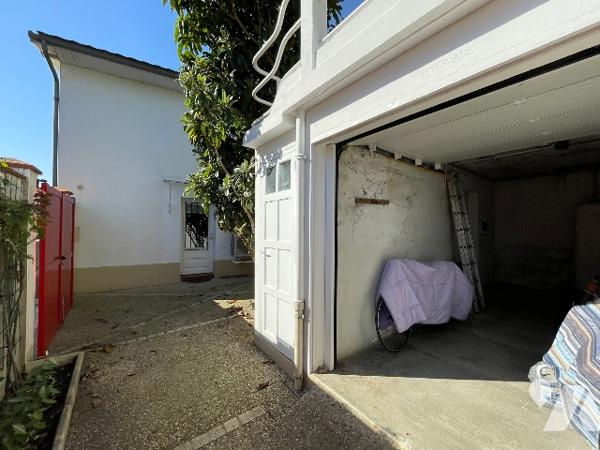 MIELAN (32) Charmante maison de village sur cour, proche tous commerces/commodités.