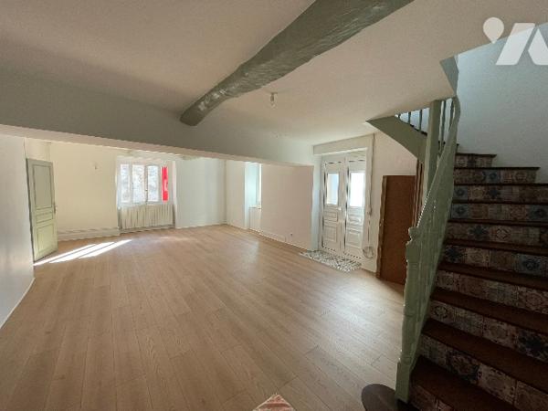 MIELAN (32) Charmante maison de village sur cour, proche tous commerces/commodités.