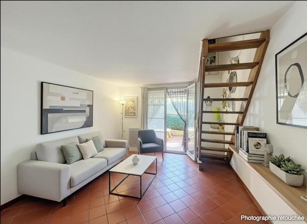 Maison mitoyenne de 35.58 m2 à Auribeau Sur Siagne 2 chambres  - Piscine - Calme