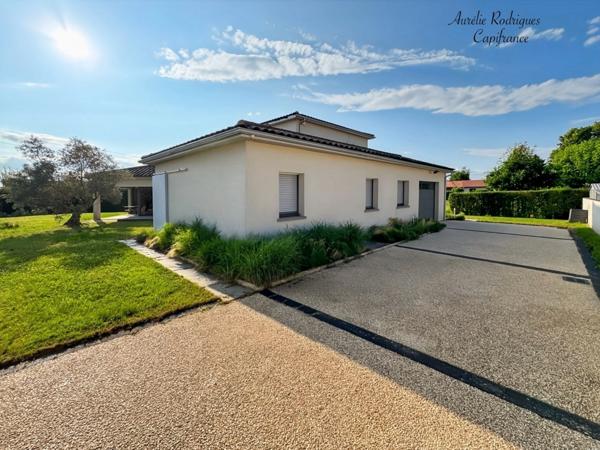 Maison à vendre 6 pièces MANZIAT (01)