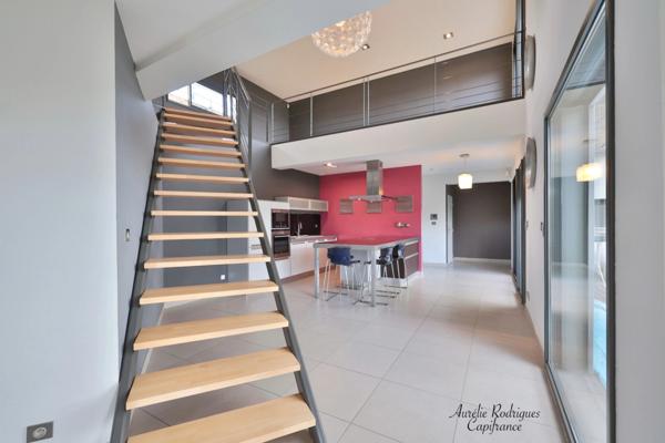 Maison à vendre 6 pièces MANZIAT (01)