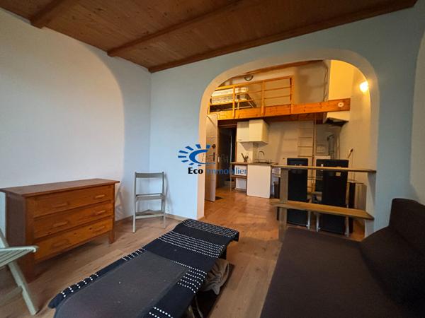 EXCLUSIVITE PERIGNY ENSEMBLE DE DEUX STUDIOS A RENOVER  Perigny