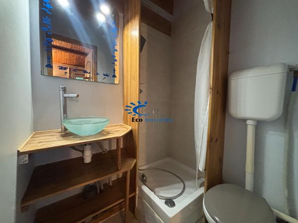 EXCLUSIVITE PERIGNY ENSEMBLE DE DEUX STUDIOS A RENOVER  Perigny