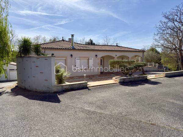 Maison traditionnelle de 218 m²