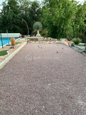 Maison traditionnelle de 218 m²