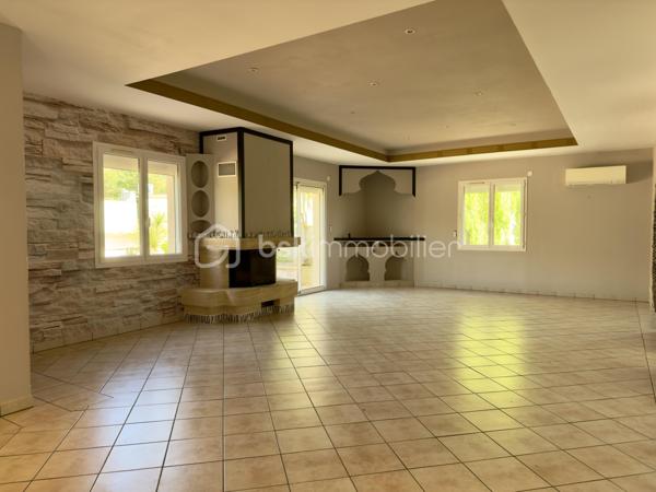 Maison traditionnelle de 218 m²