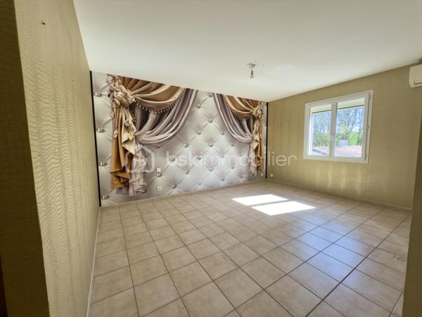 Maison traditionnelle de 218 m²