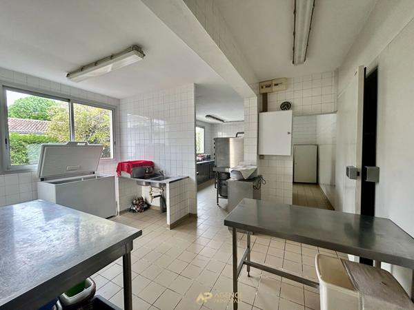Belle opportunité à double destination Mérignac (16) 226 800 € **  - Référence  FB715E