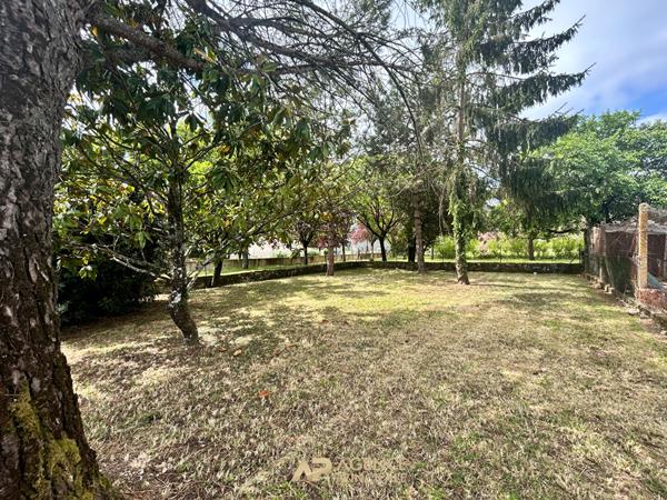 Belle opportunité à double destination Mérignac (16) 226 800 € **  - Référence  FB715E