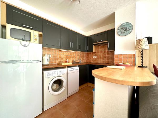 SUPERBE APPARTEMENT 2 PIECES DE 45 M2 EN REZ DE JARDIN