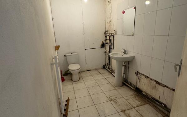 Maison à vendre    6 pièces • 210 m2 Le Blanc-Mesnil