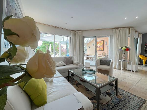 Proche SAINT GEOURS DE MAREMNE - Maison 6 pièces - 164m² + dépendances