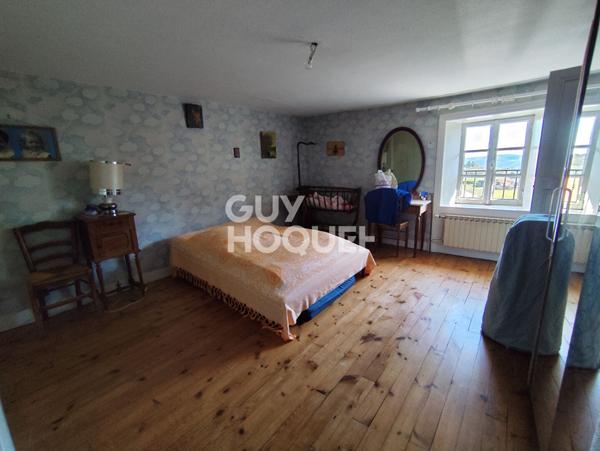 Maison de village située à Saint Georges En Couzan de 192 m2