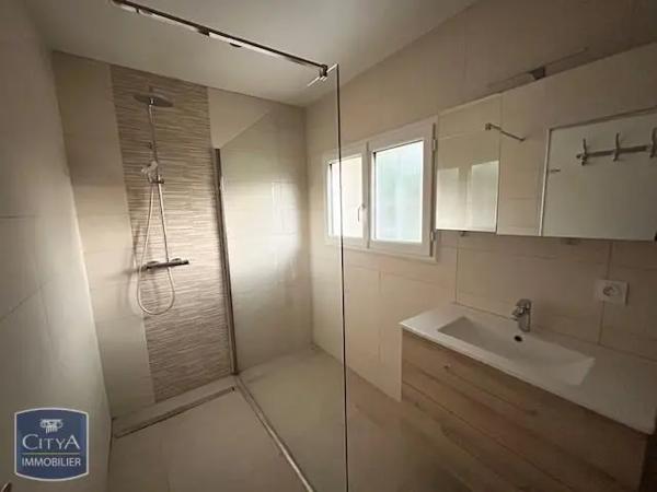 Maison à louer 4 pièces 83m²