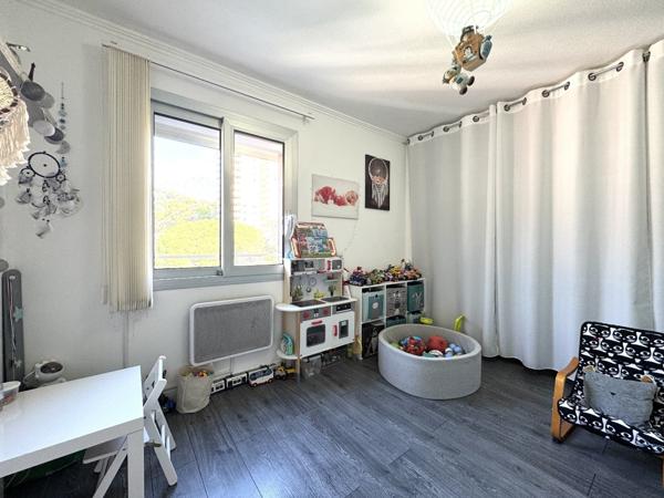 Appartement à MENTON (06500)