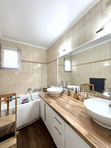 Appartement à MENTON (06500)