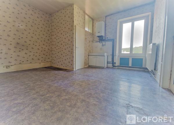 Achat immeuble près de Hérimoncourt - 11 pièce(s) - 280 m² - 199 500 €