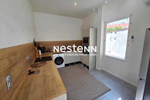 proximite gare de Venissieux: Maison mitoyenne d'un coté avec dependance