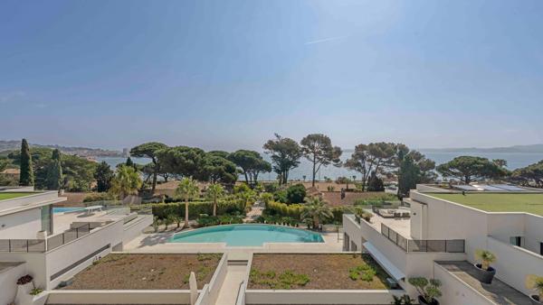Vente Appartement de luxe Sainte-Maxime 4 Pièces 118 m²